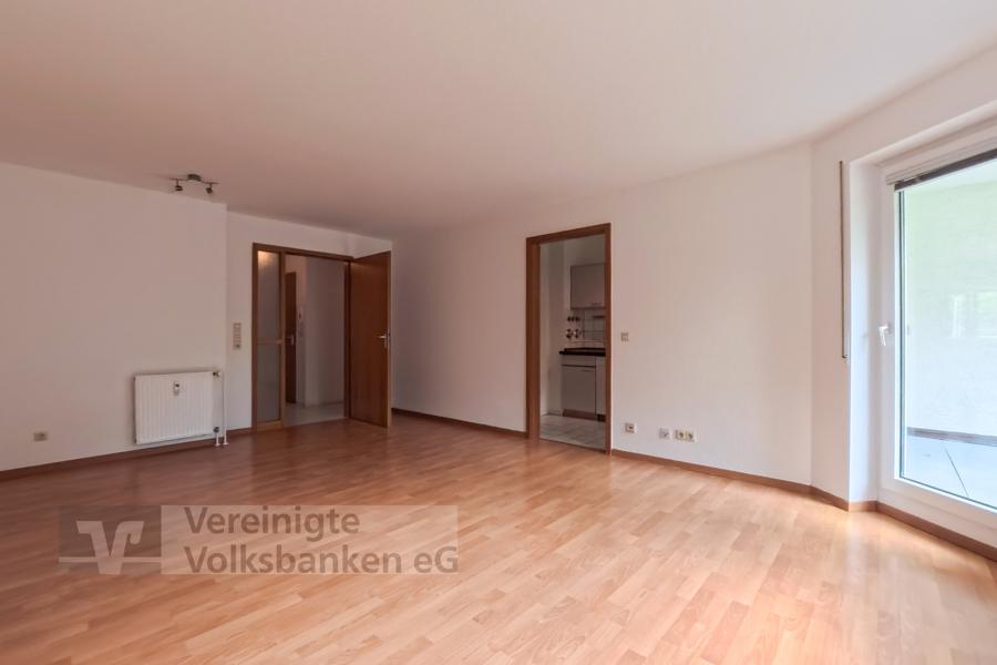 Schöne 2 Zi. Terrassenwohnung mit Garten und Autoabstellplatz in Böblingen zu vermieten - Photo 2