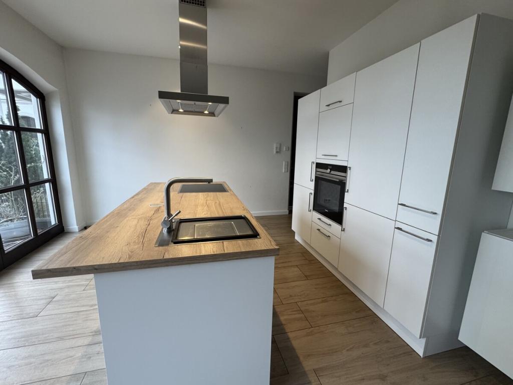 Exklusive Erdgeschosswohnung mit großer Terrasse und eigenem Garten in Dillingen zu vermieten - Foto 2