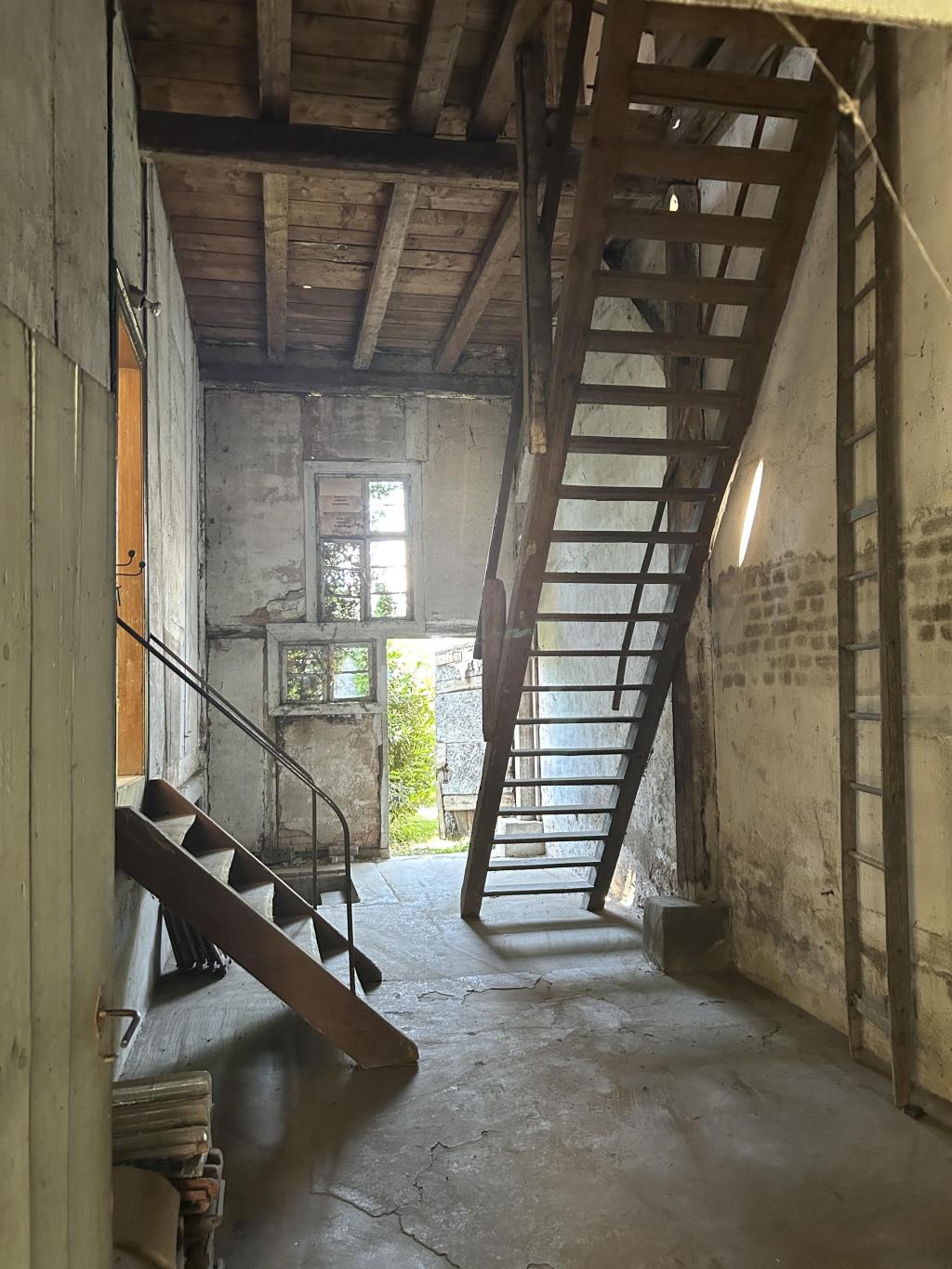 Scheune mit Zugang zum 2. Wohnhaus