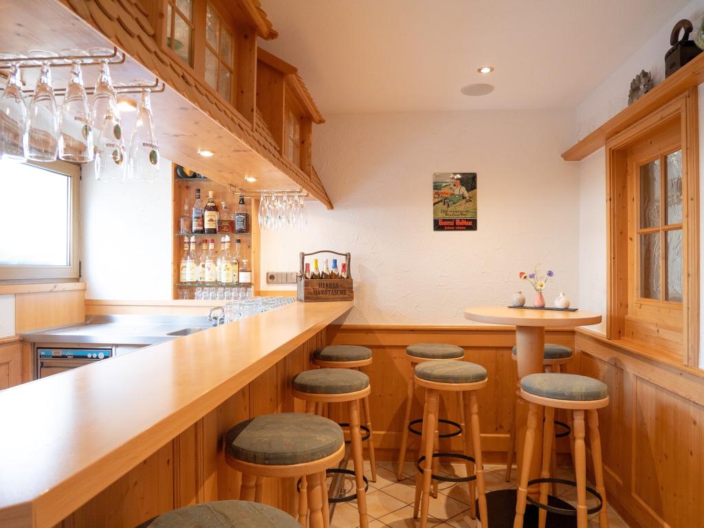Impression Bar