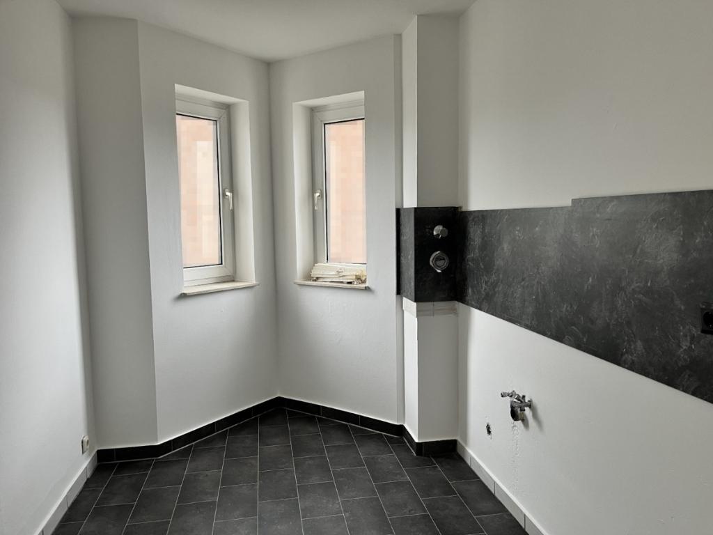 Komplett renovierte 2-Zimmer-Wohnung mit Balkon und Garage in ruhiger Wohngegend von Rumeln - Photo 3
