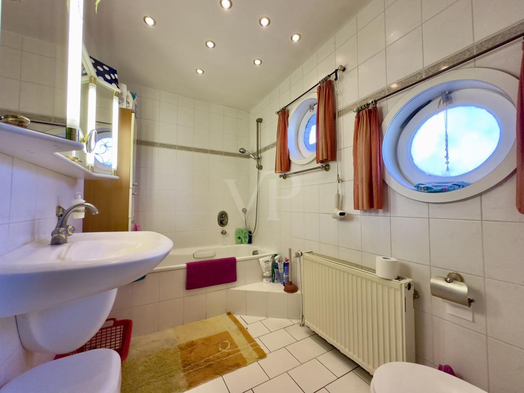 Badezimmer EG