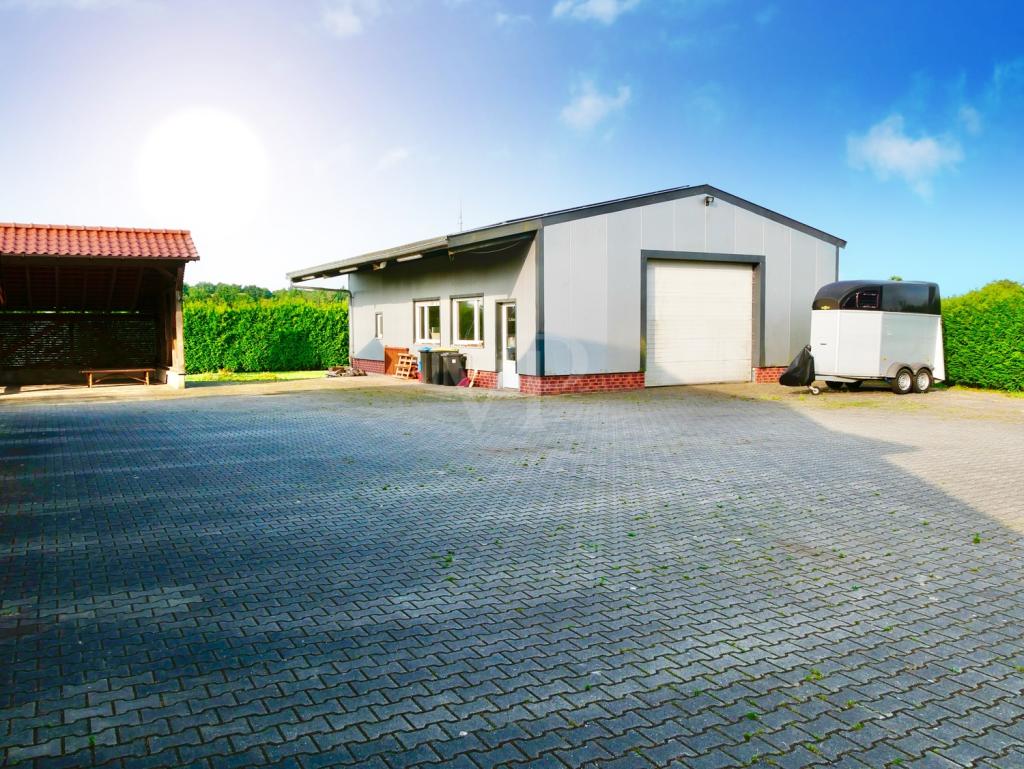 Gewerbehalle