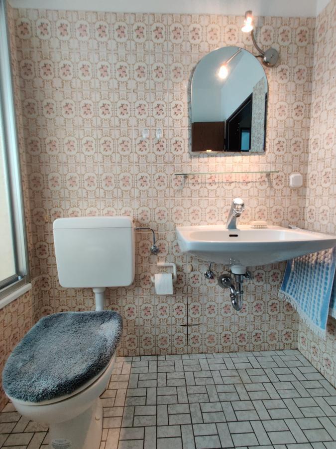 Badezimmer 1