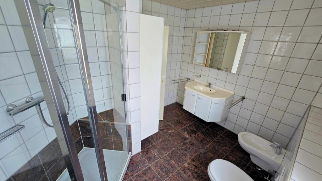 Großzügige 3-Zimmer-Erdgeschosswohnung mit Südterrasse und Garage - Foto 5