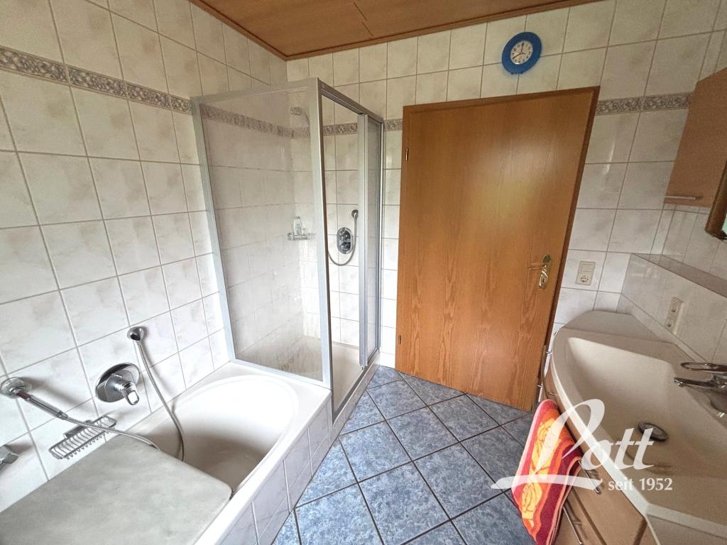 Badezimmer EG