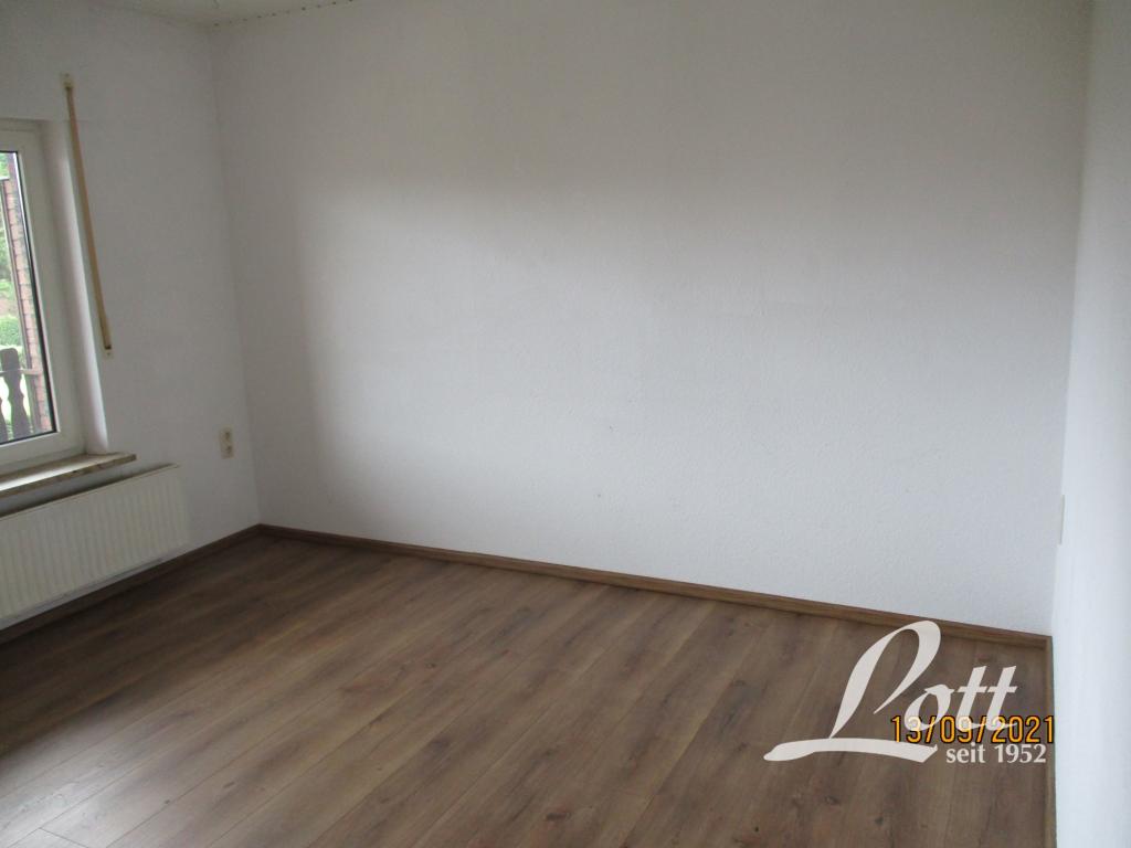 **Oberwohnung in Apen - Sackgassenlage!** - Foto 4