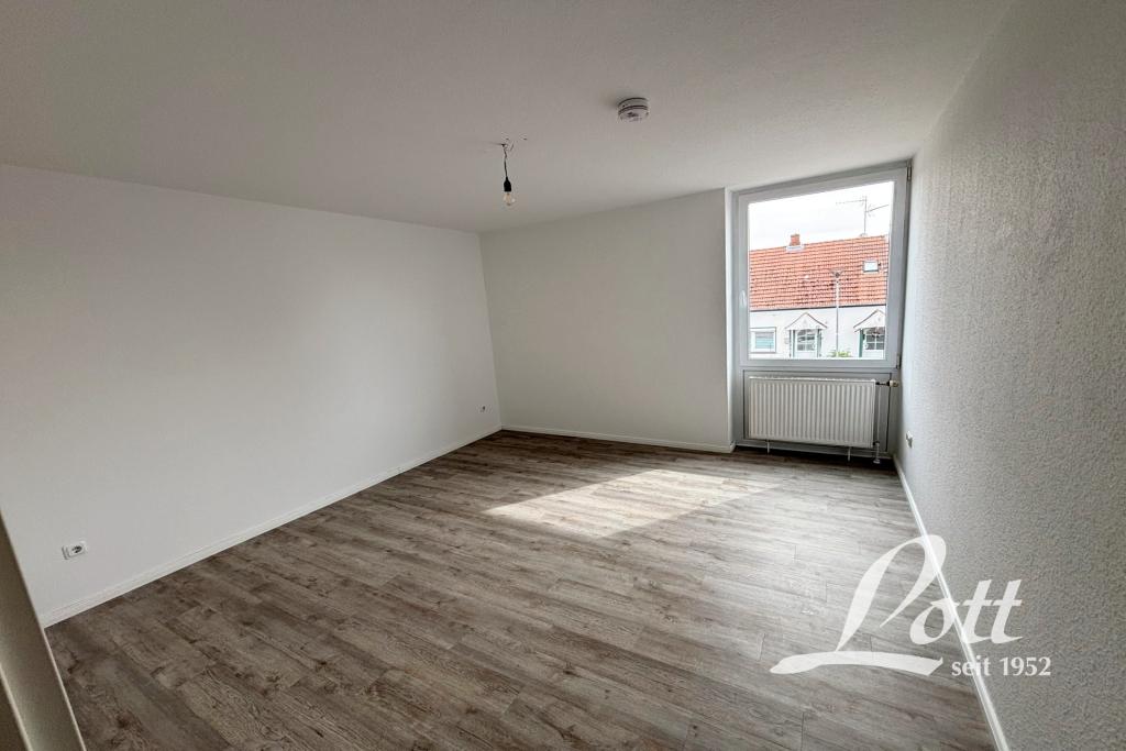 +++ Tolle Obergeschosswohnung in zentraler Ortskernlage von Augustfehn! +++ - Photo 2