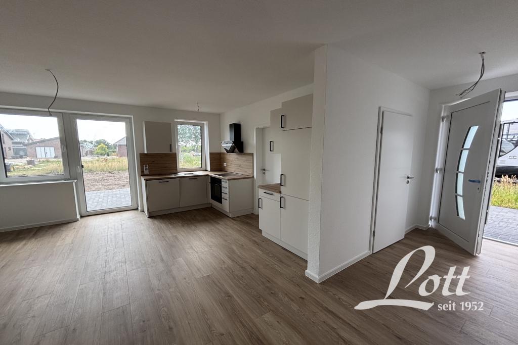 ** Erstbezug: Moderne Neubau-Haushälfte mit Terrasse und Garten in beliebter Wohnlage von Barßel! ** - Foto 4