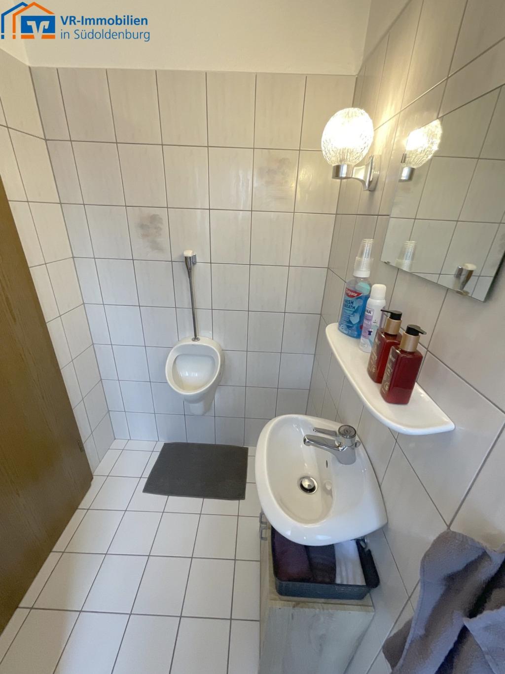 links Gäste-WC