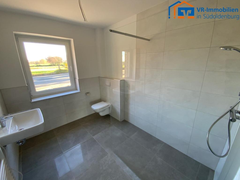 Attraktive 2-Zimmer-Wohnung mit Einbauküche und Stellplatz - Photo 3