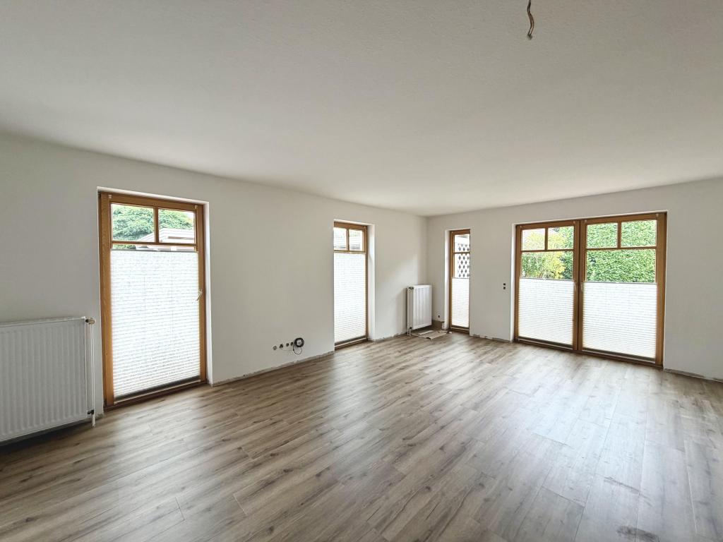 4-Zimmer-Reihenendhaus mit Einbauküche und eigenem Garten in Cloppenburg! - Photo 1
