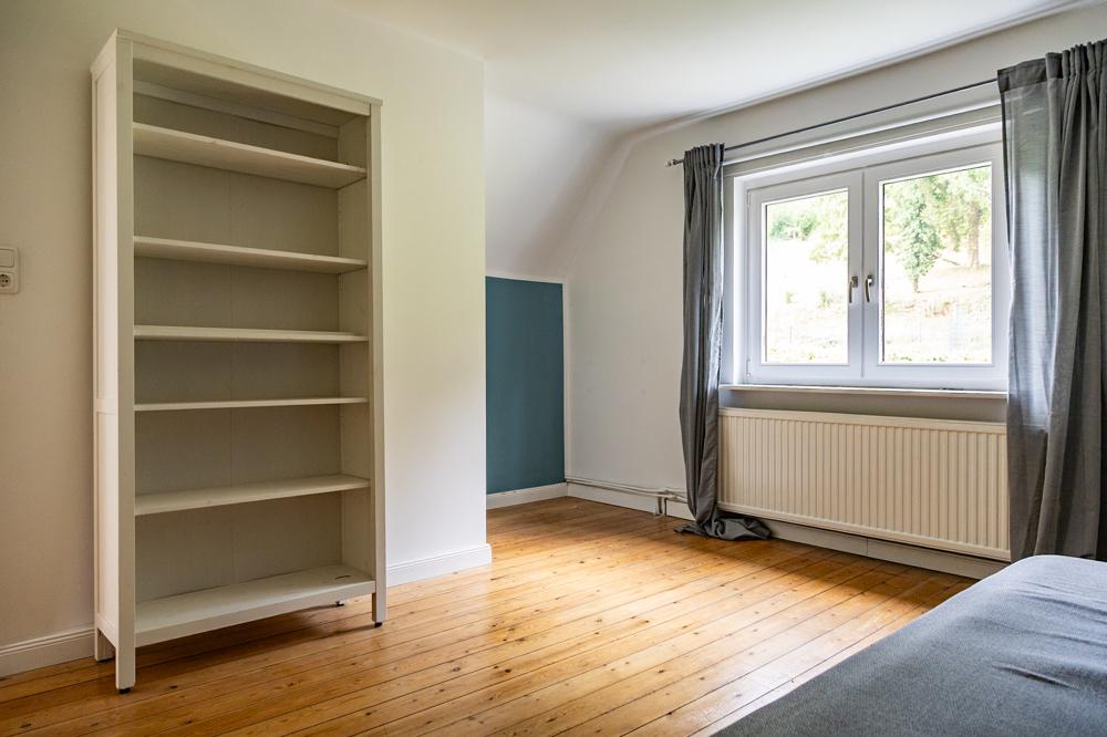 Zimmer 1 OG