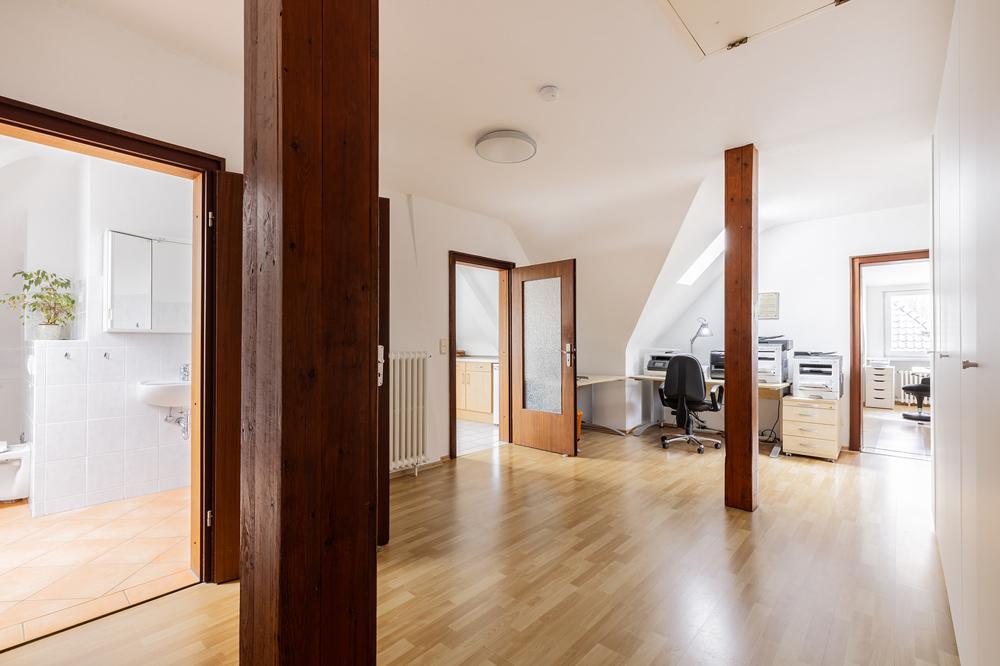 Flur / Büro OG