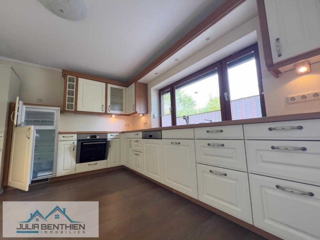 Hochwertige Einbauküche