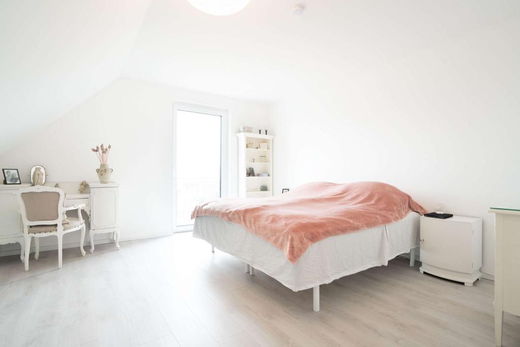 Modernes, lichtdurchflutetes Einfamilienhaus - Foto 4