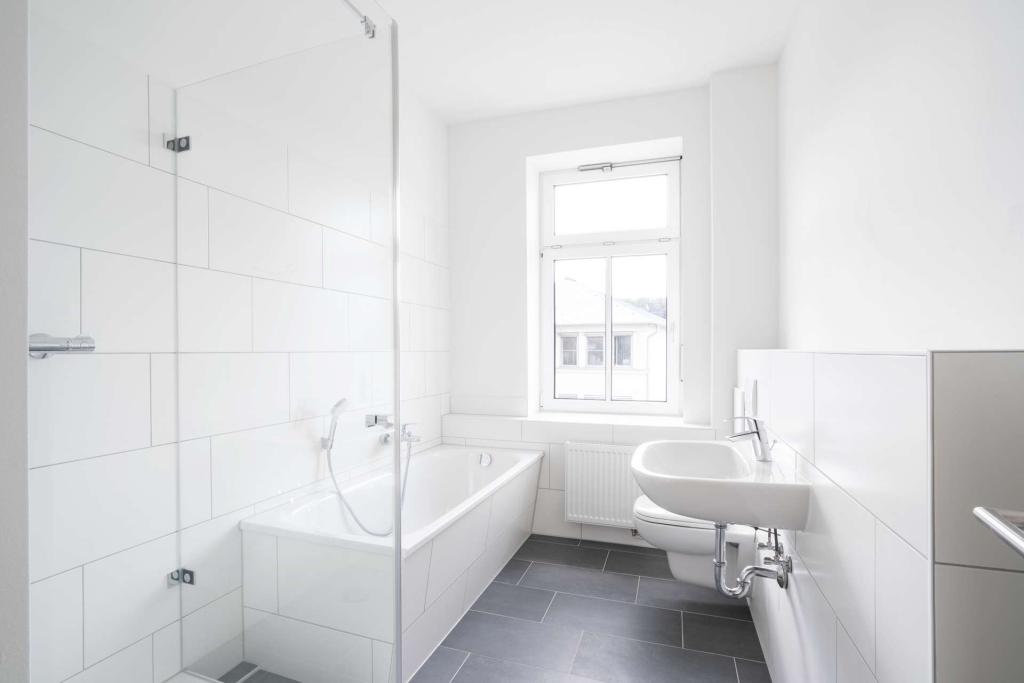 Modernisierte 3-Zimmer-Wohnung im Zentrum - Mollistraße - Foto 2