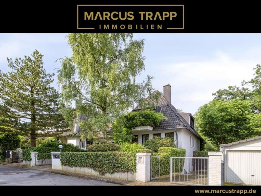 Startbild_Logo_Marcus Trapp Immobilien_schwarz2.001
