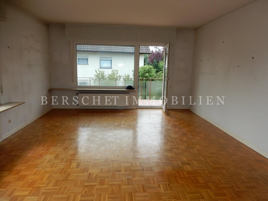 3-Zimmerwohnung in 2-Famileinhaus mit Balkon und Garage in Obertshausen - Foto 1