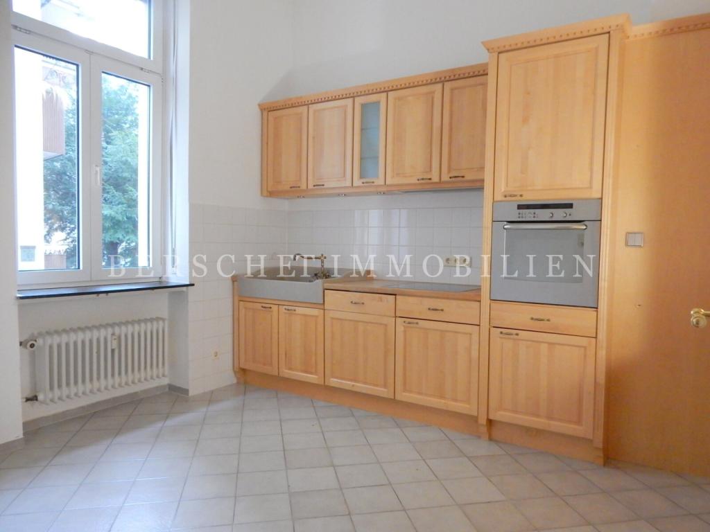 Großzügige 6-Zimmer Altbauwohnung in bevorzugter Wohnlage in Frankfurt Nordend-West - Foto 4
