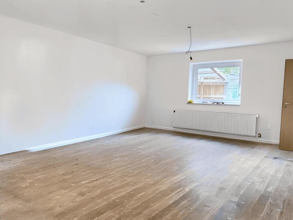 Wohn- & Esszimmer Nebengebäude (Beispiel)
