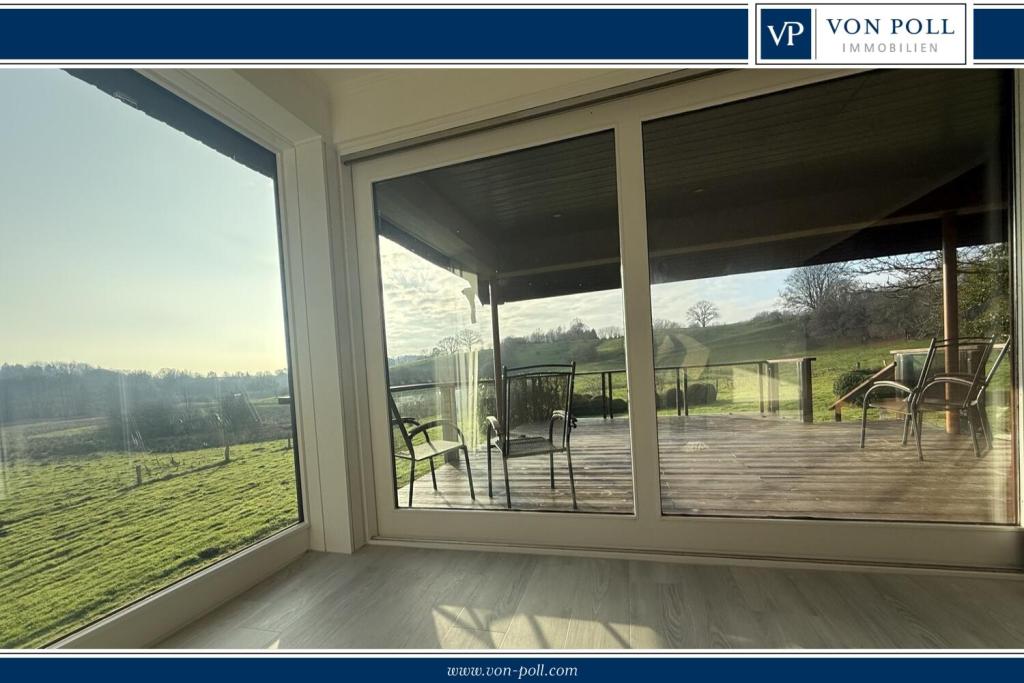 Stilvoll saniertes Haus in ruhiger Lage mit gehobener Ausstattung und Weitblick über Felder - Foto 1