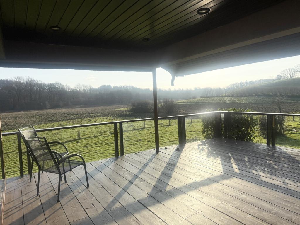 Stilvoll saniertes Haus in ruhiger Lage mit gehobener Ausstattung und Weitblick über Felder - Foto 2