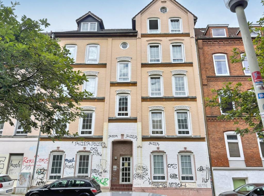 Charmante Dachgeschosswohnung in zentraler Lage – fußläufig zum Bahnhof - Photo 5