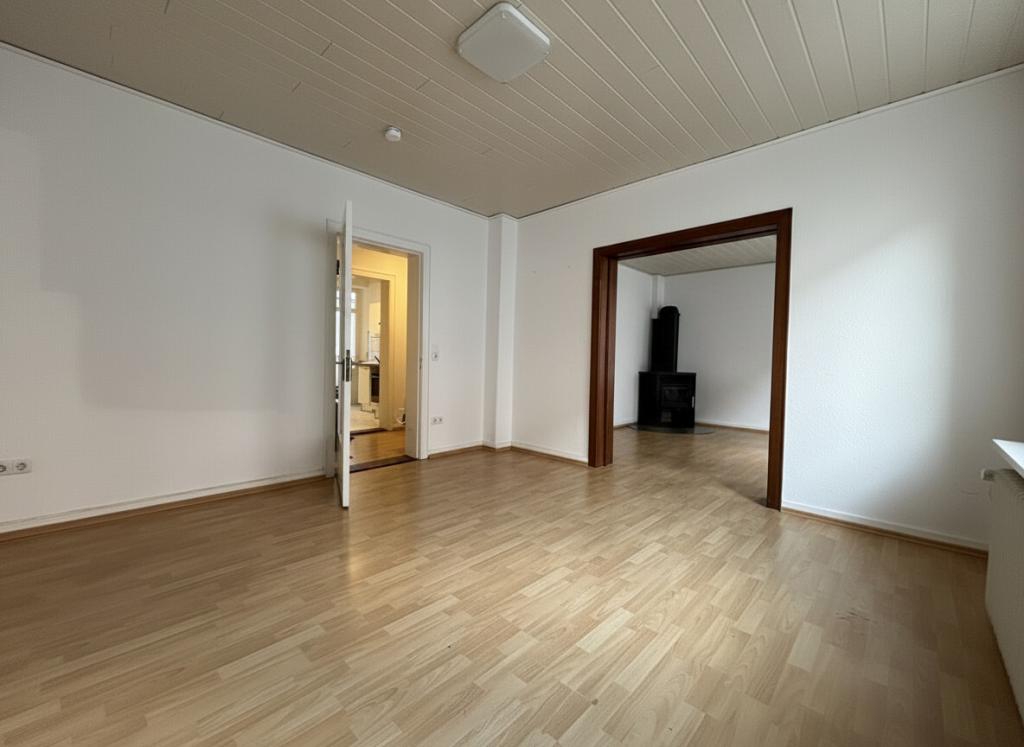Großzügige 3-Zimmer-Wohnung im Altbauflair - Foto 3
