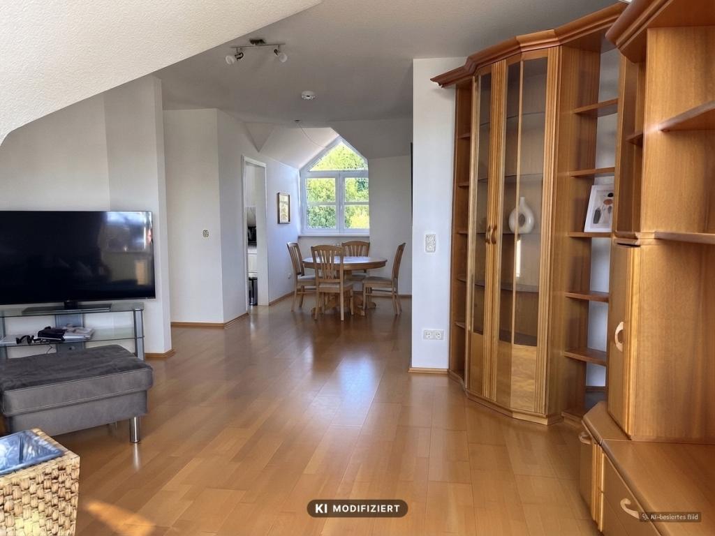 Einziehen statt einrichten – möblierte Dachgeschosswohnung mit Balkon - Photo 2
