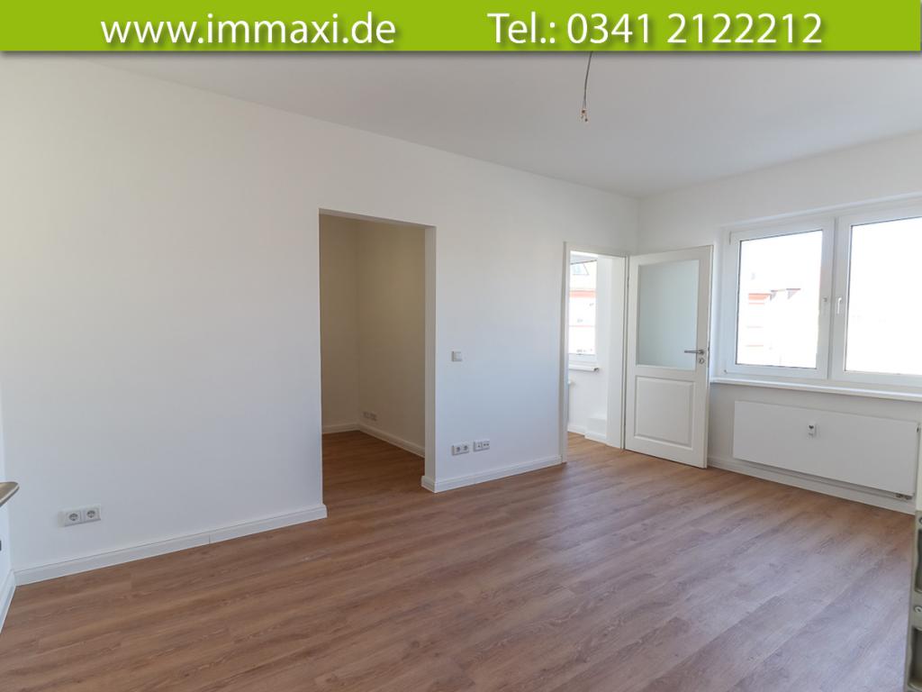 ERSTBEZUG NACH SANIERUNG + EUTRITZSCH + 2 RAUM + 3. OBERGESCHOSS + AB SOFORT - Foto 1