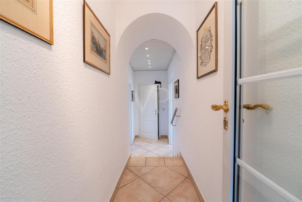  Flur Neubau 1. OG mit Übergang zum Haupthaus Schlafbereich