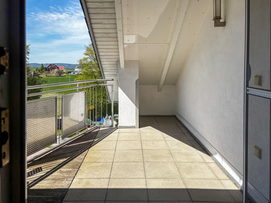 Großzügige 4,5-Zimmer-Wohnung in Saltendorf bei Wernberg - Foto 3