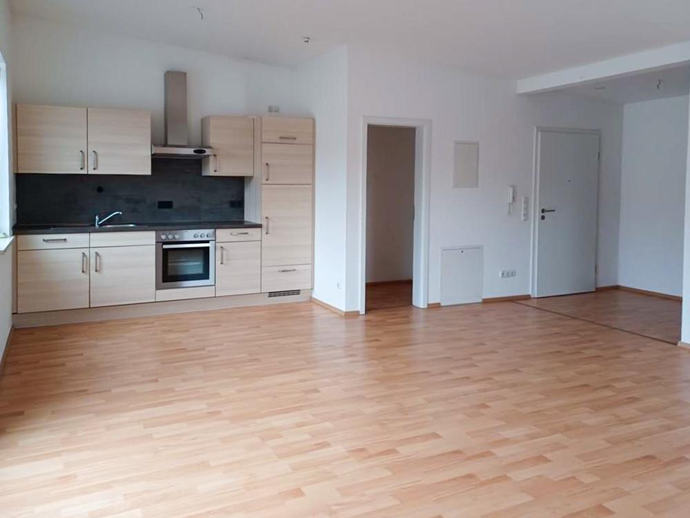 Küche und Esszimmer