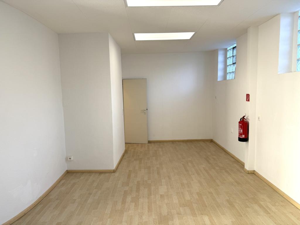 Büro 4