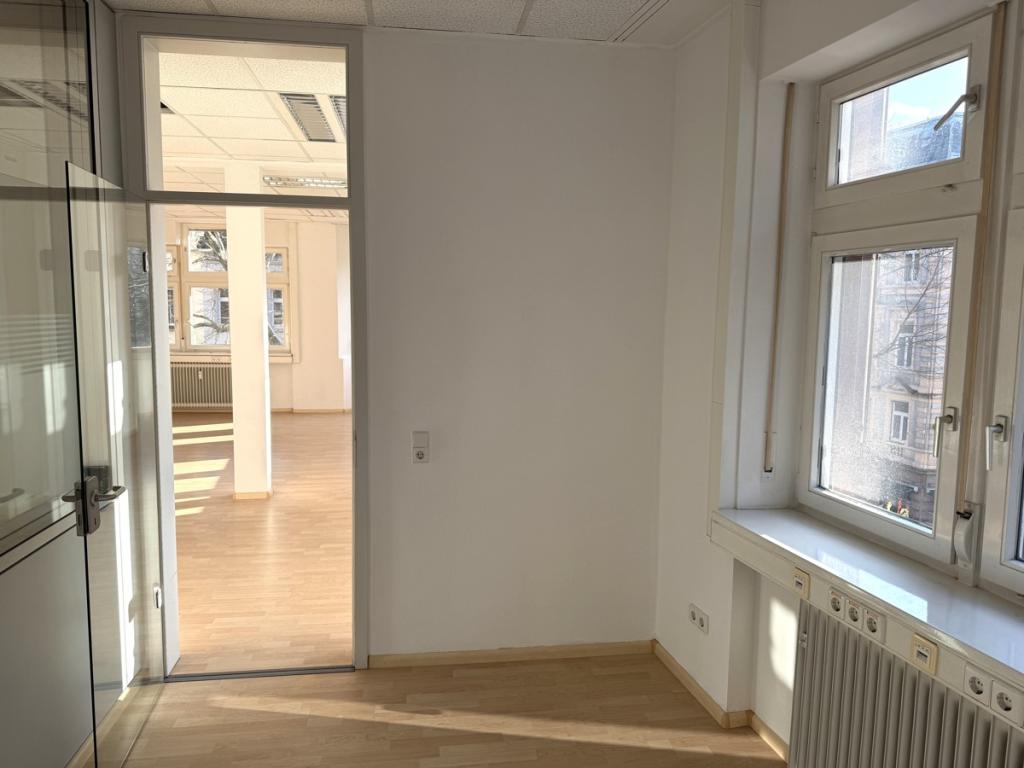 Büro 2