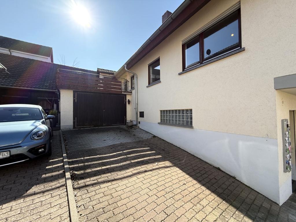 Garageneinfahrt