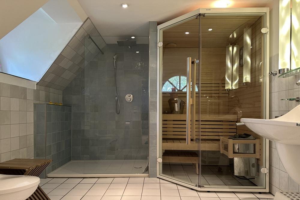 Bad mit Sauna