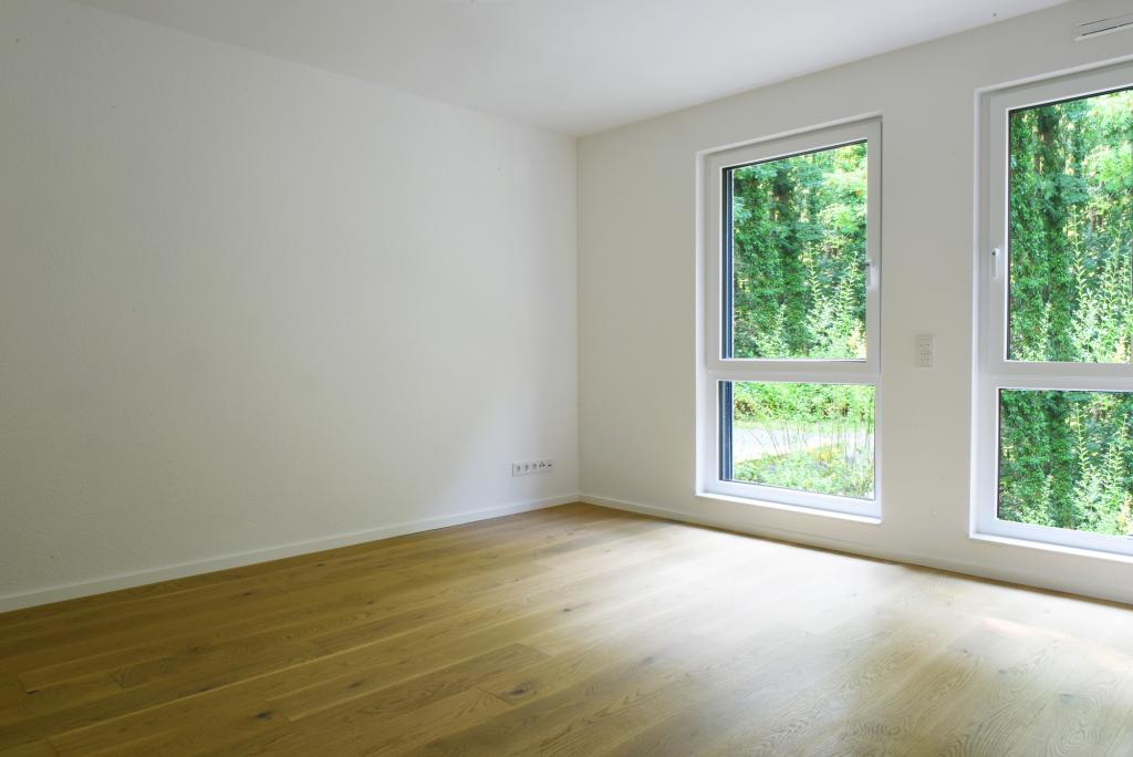Schlafzimmer mit Duschbad en suite