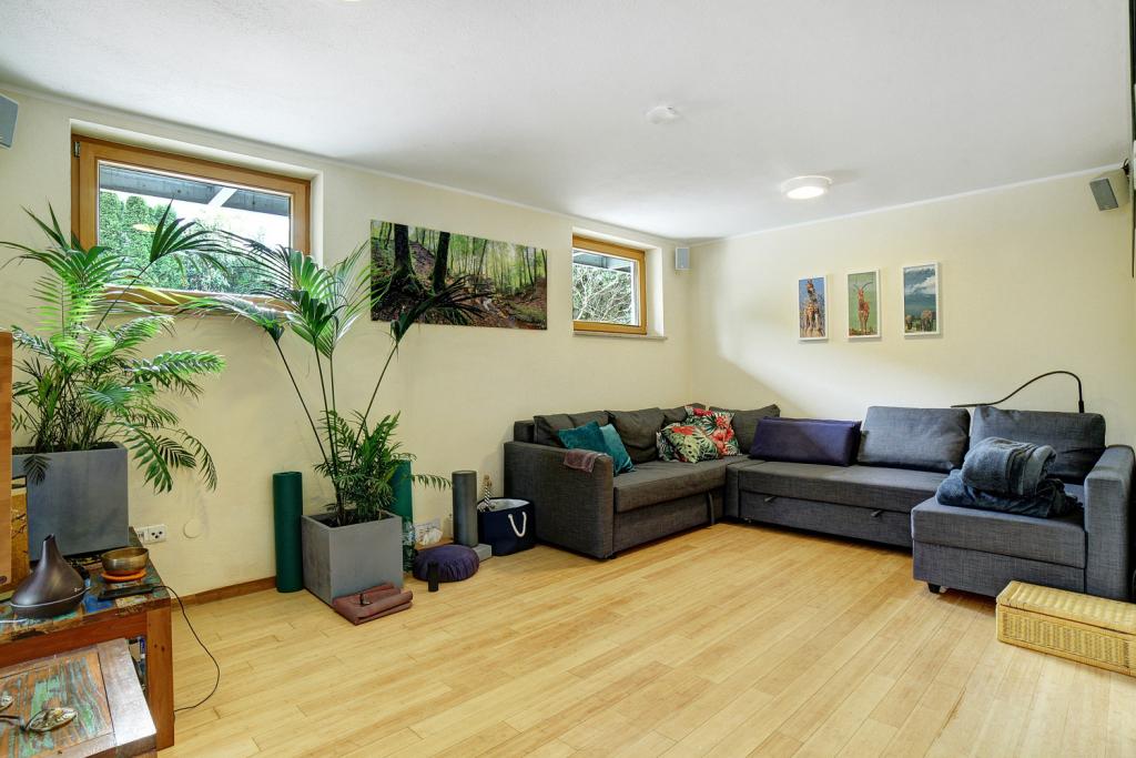 Wohnzimmer UG