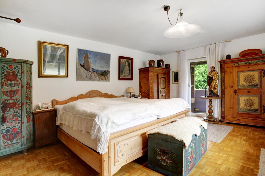 Zimmer groß, 1. OG