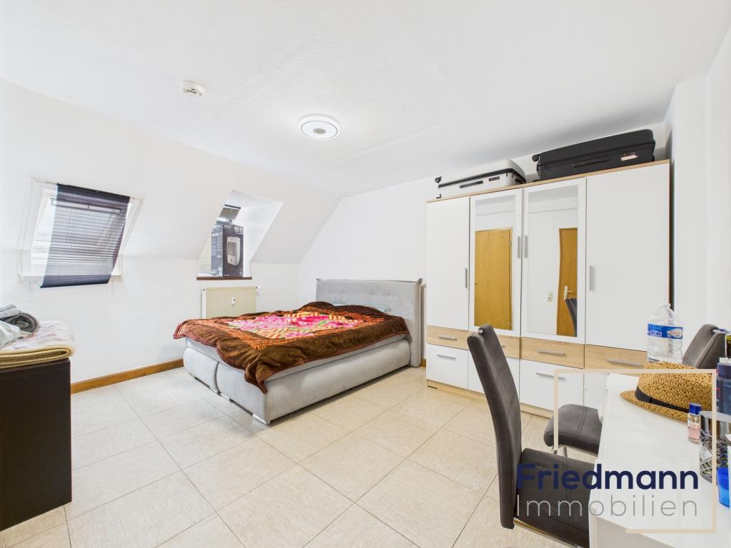 Schlafzimmer (1)