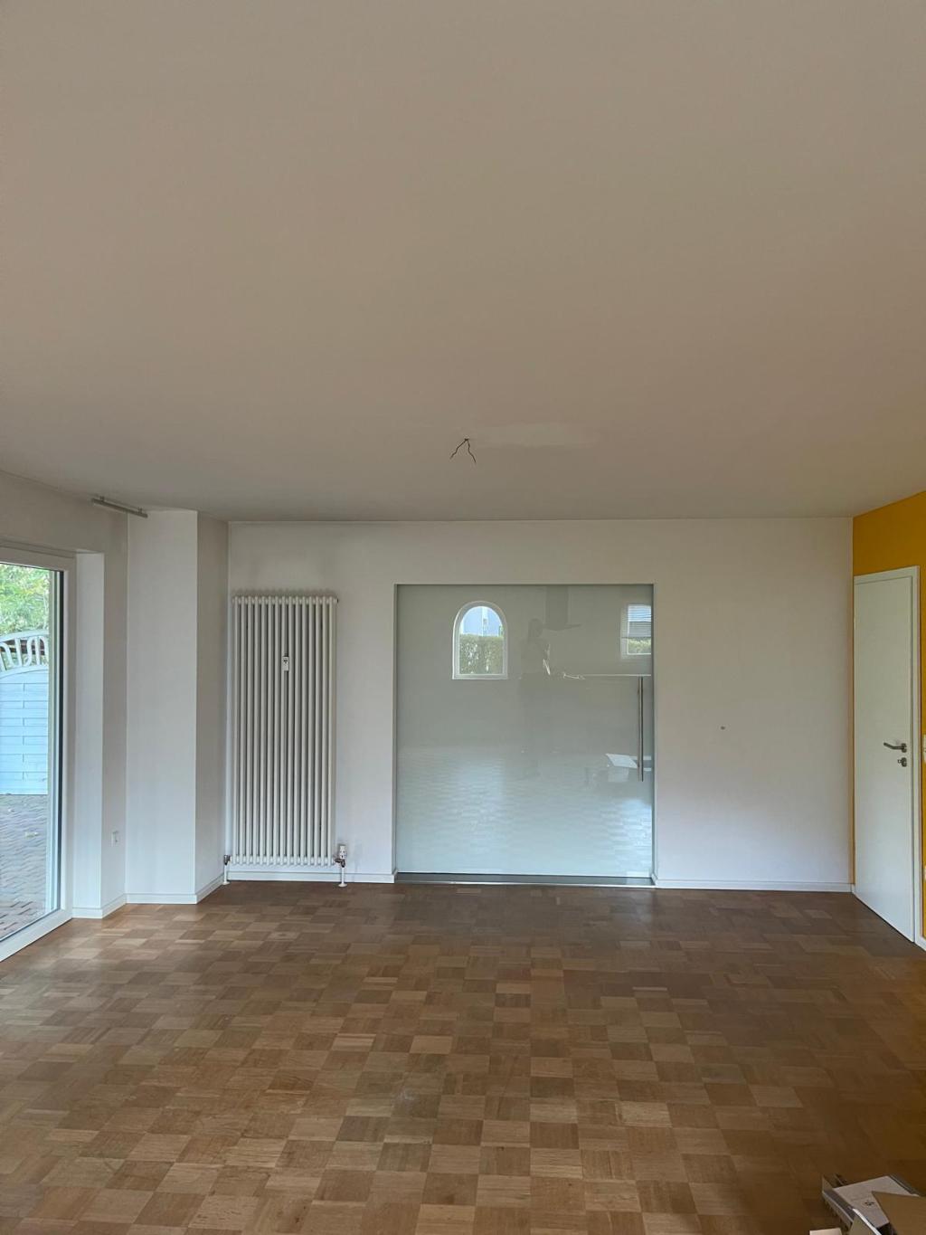 Essbereich mit Zugang Schlafzimmer