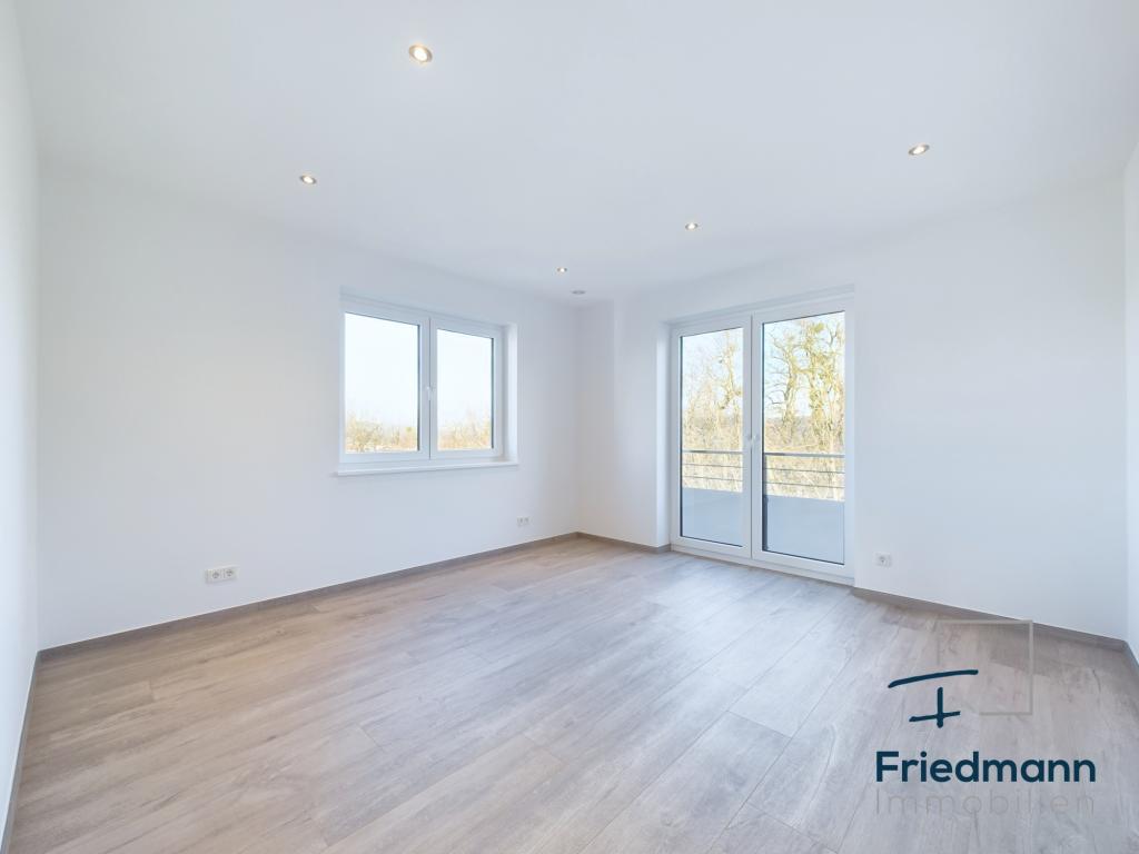 Schlafzimmer 1 (1)