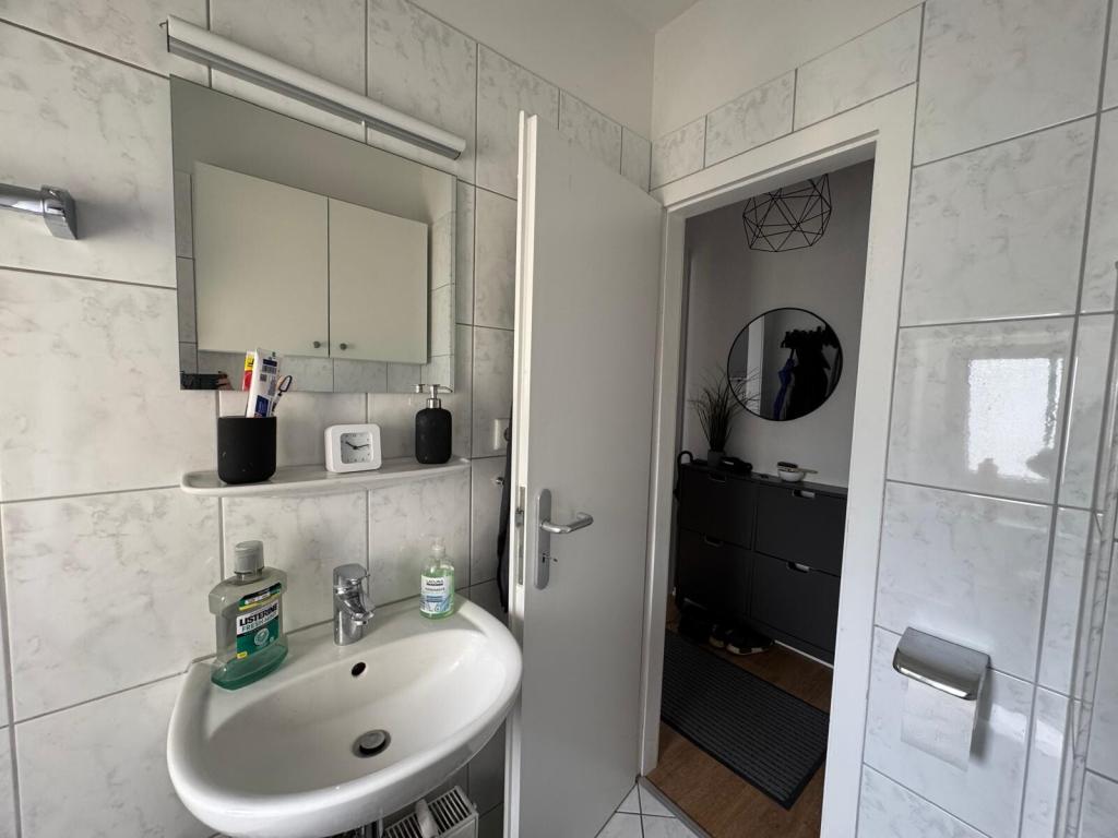 2-Zimmer-Wohnung zur Vermietung in Alt-Erkrath - Photo 1