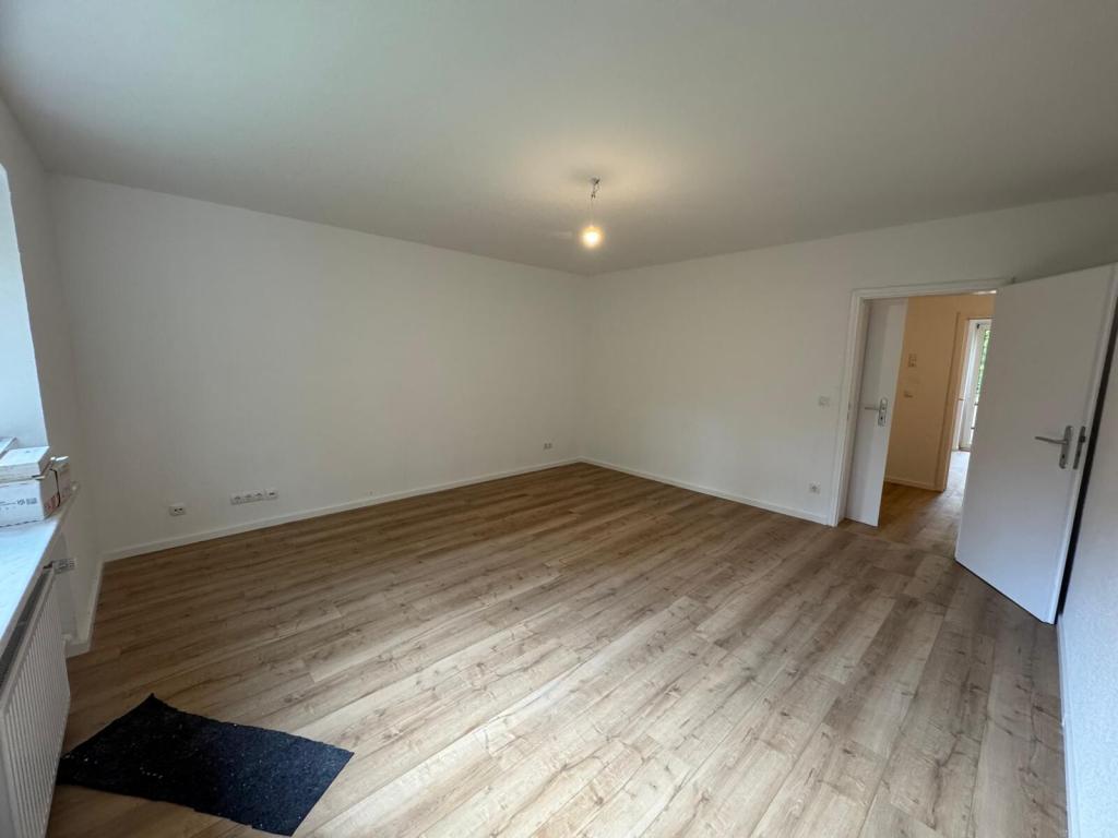 3-Zi Wohnung in Düsseldorf-Urdenbach mit Balkon - Foto 1