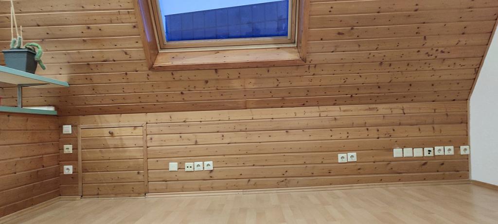 Helle Dachgeschoss Studio Wohnung - Photo 3