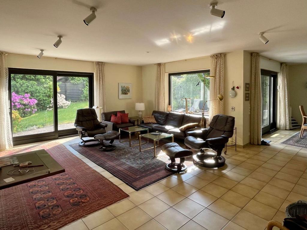 Voll ausgestattetes Haus mit Bocksbergblick in top Lage - Foto 1