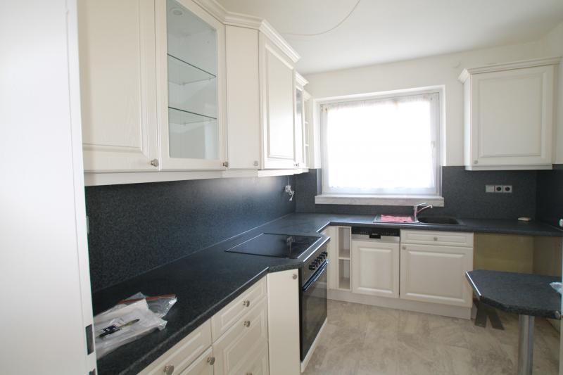 Ein Traum!!! Großzügige Drei-Zimmer- Wohnung !!! Frisch renoviert!!! Ellerau!!! - Photo 3