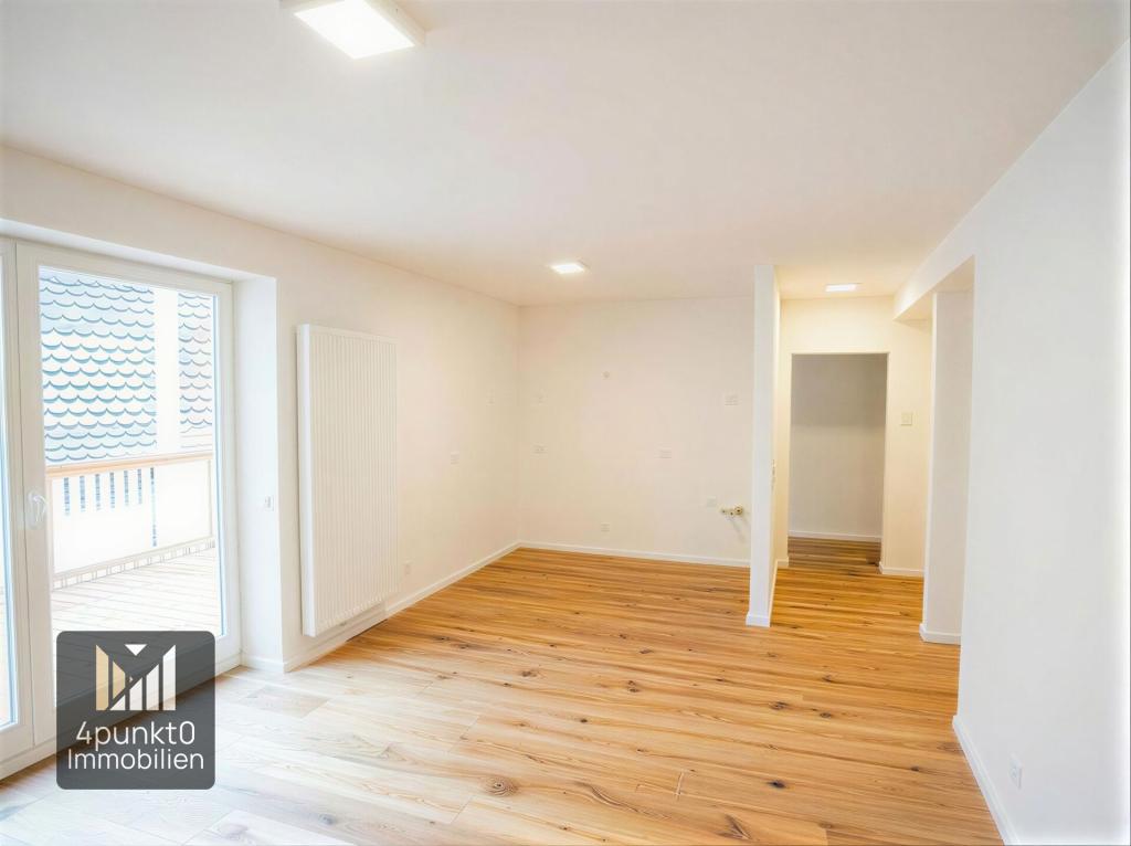Hochwertig saniert: 4-Zimmer-Maisonette, ca. 114 m², Balkon, 2 Bäder, Eichenholzböden - Foto 1